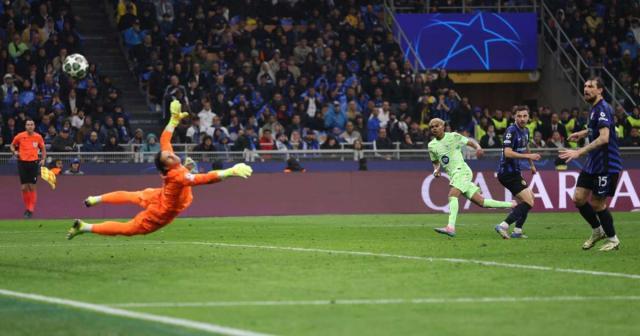 1746668971959036297.jpg yann-sommer_uok2tu0jhq4n1b69d1pj1oal0.jpg