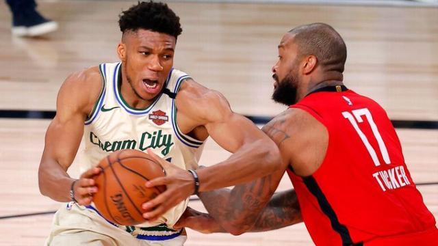 星空体育官网-【交易评级】雄鹿防线升级A- 火箭继续赌未来B