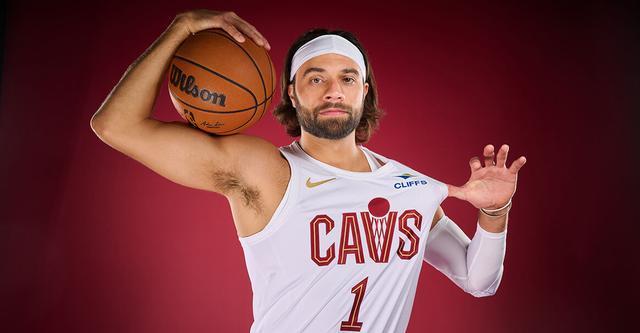 官宣：马克斯·斯特鲁斯将在今日对阵独行侠比赛中复出